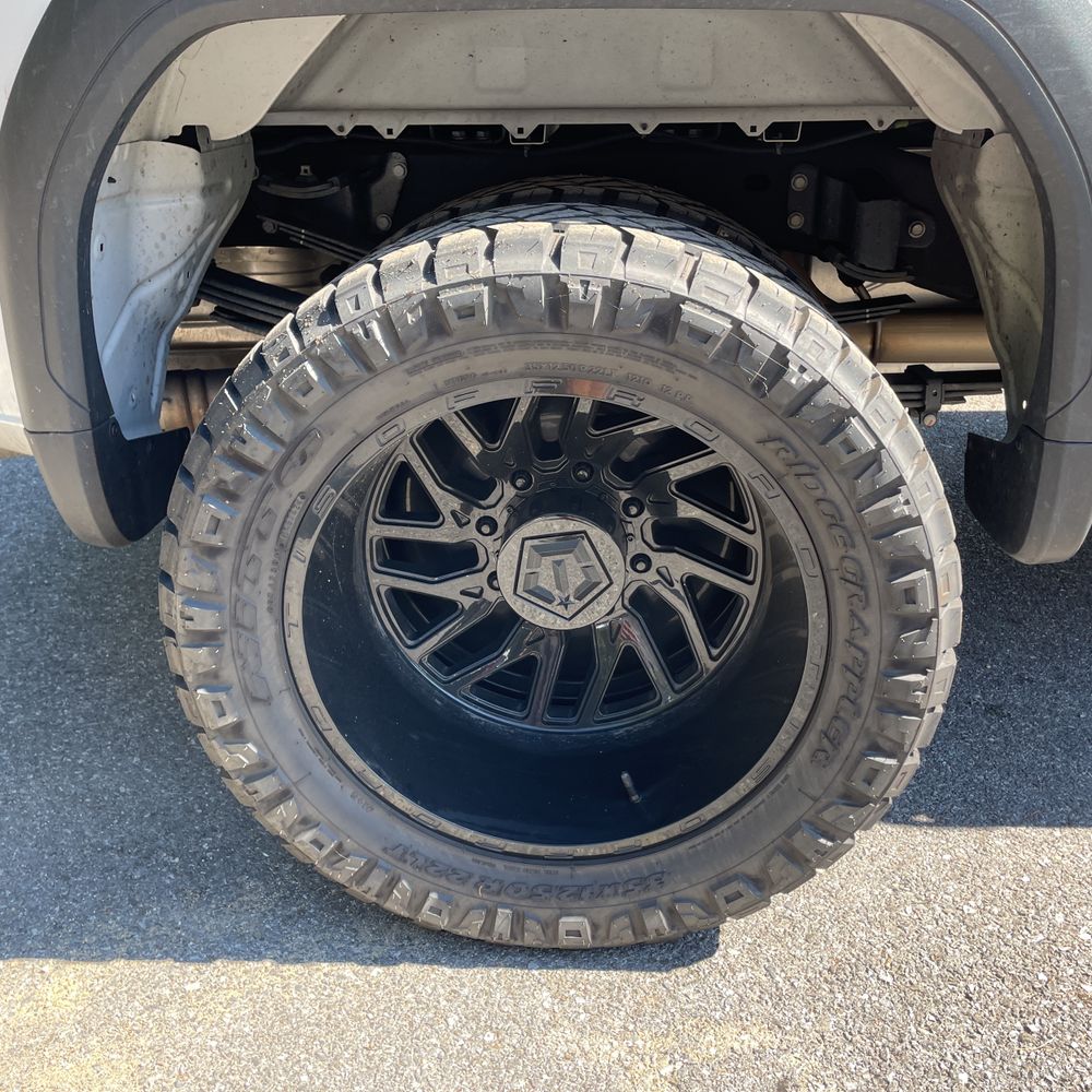 2024 GMC Sierra 3500HD Denali