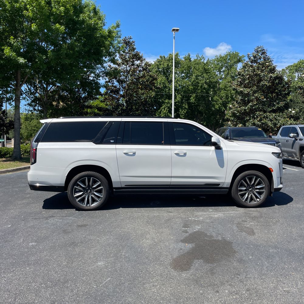 2021 Cadillac Escalade ESV Sport