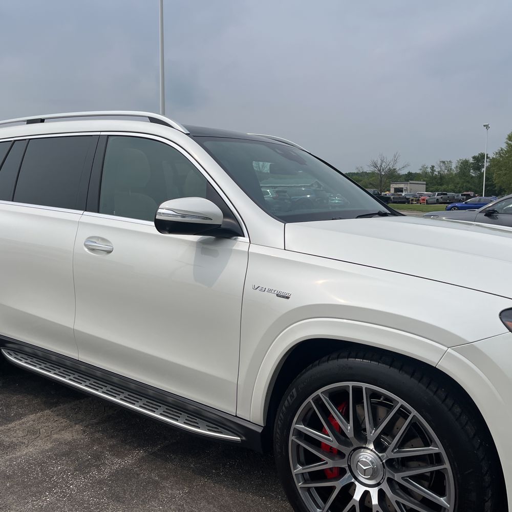 2024 Mercedes-Benz GLS AMG GLS 63