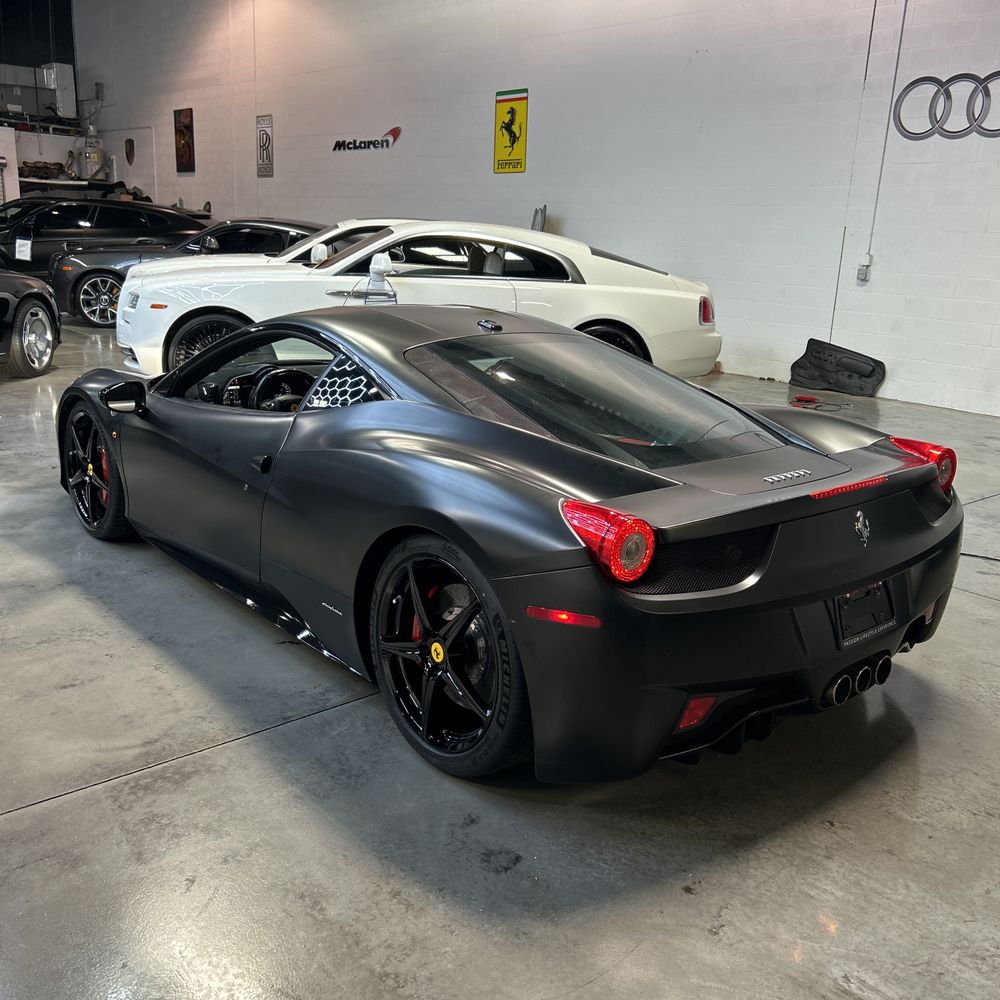 2010 Ferrari 458 Italia Base