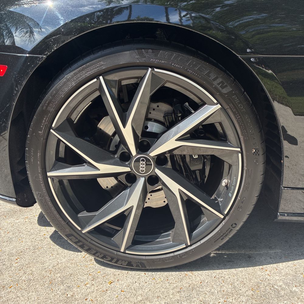 2023 Audi R8 V10 Performance