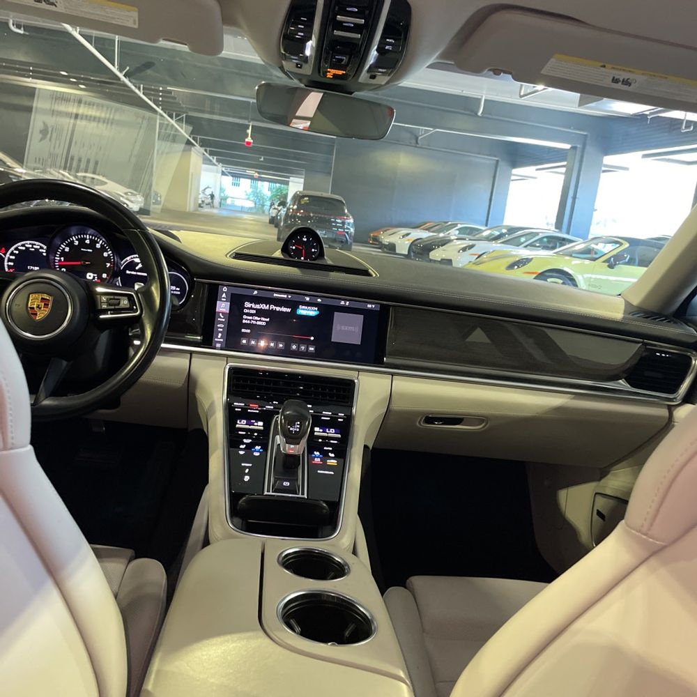 2021 Porsche Panamera
