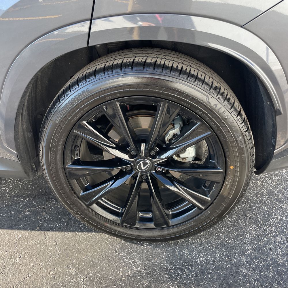2025 Lexus NX 450h+ F SPORT Handling