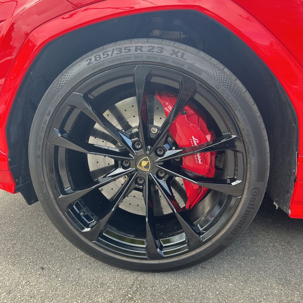 2021 Lamborghini Urus Base