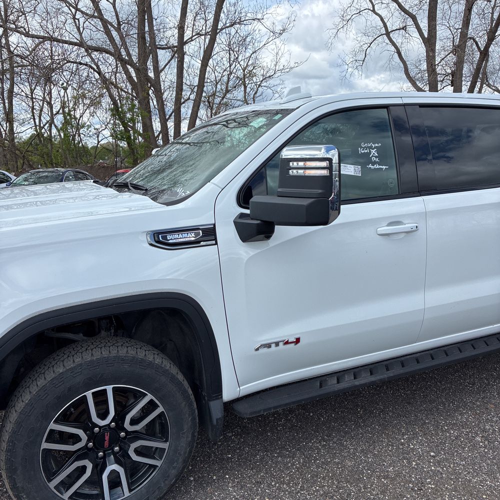2025 GMC Sierra 1500 AT4