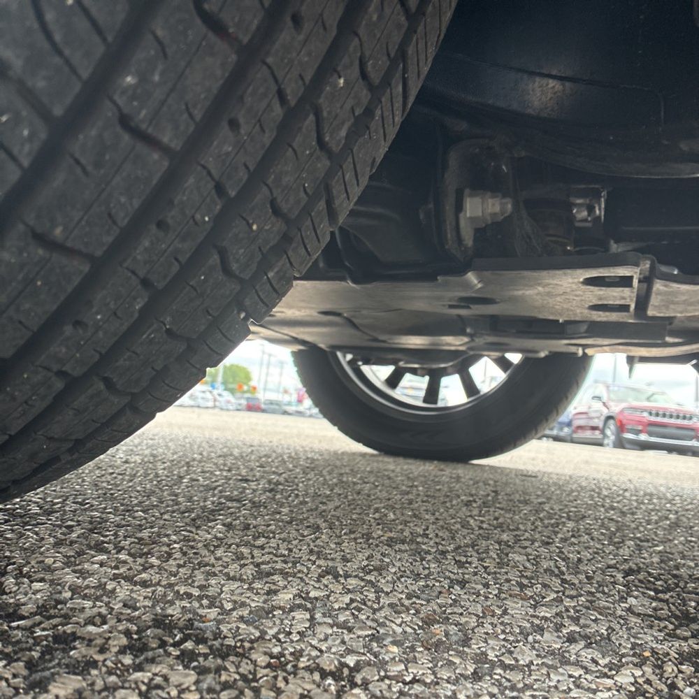 2024 Lexus LX 600 F SPORT Handling