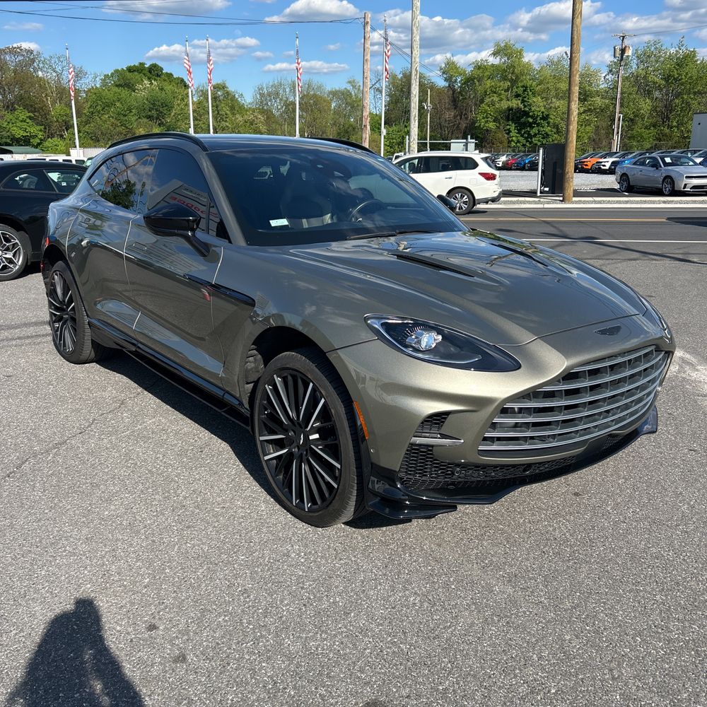 2024 Aston Martin DBX 707