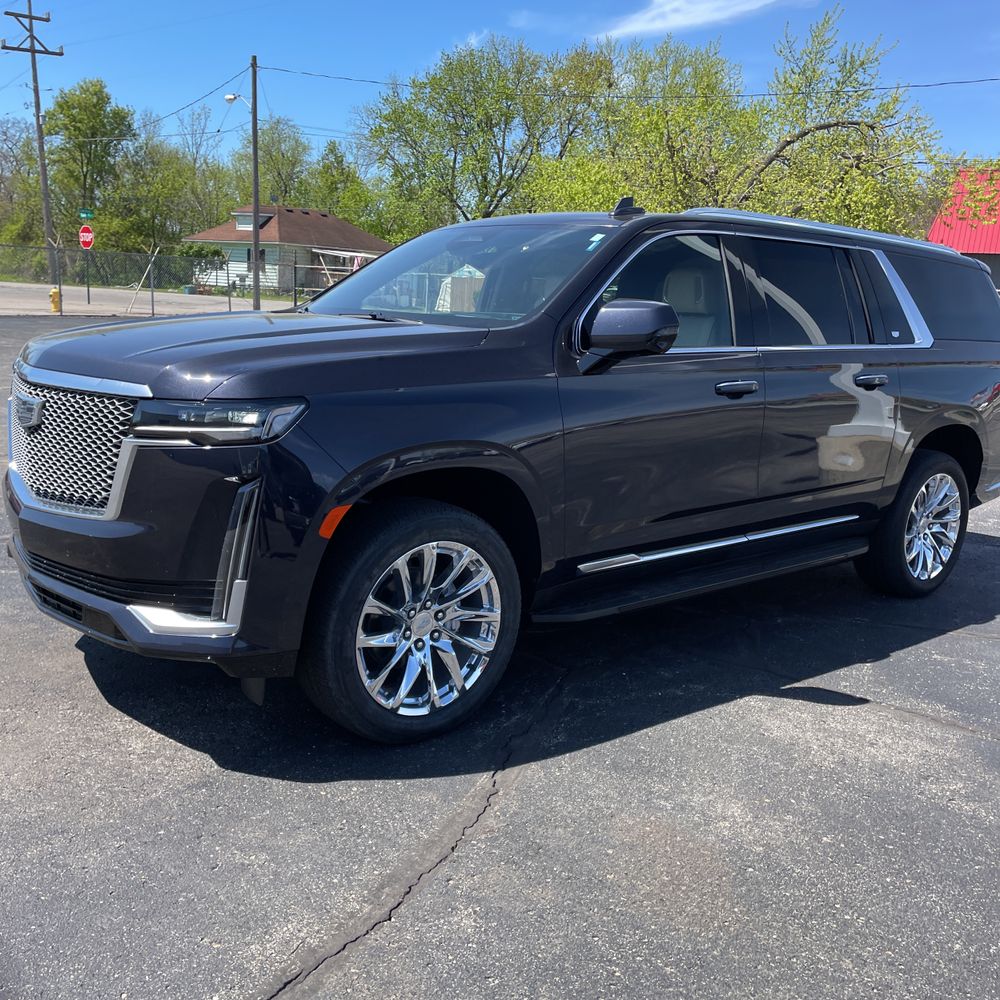 2023 Cadillac Escalade ESV Premium Luxury