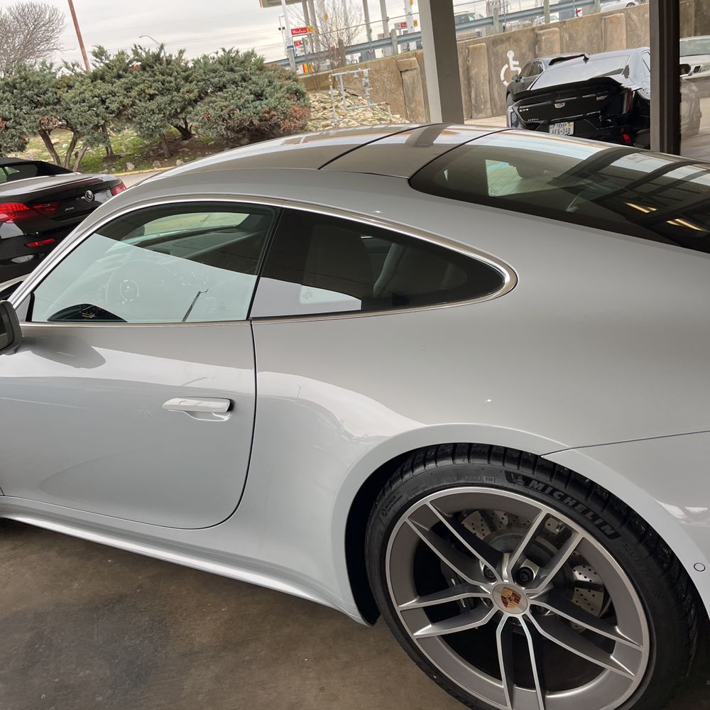 2025 Porsche 911 Carrera