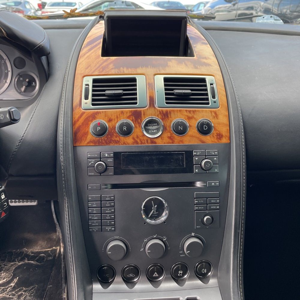 2005 Aston Martin DB9 Volante