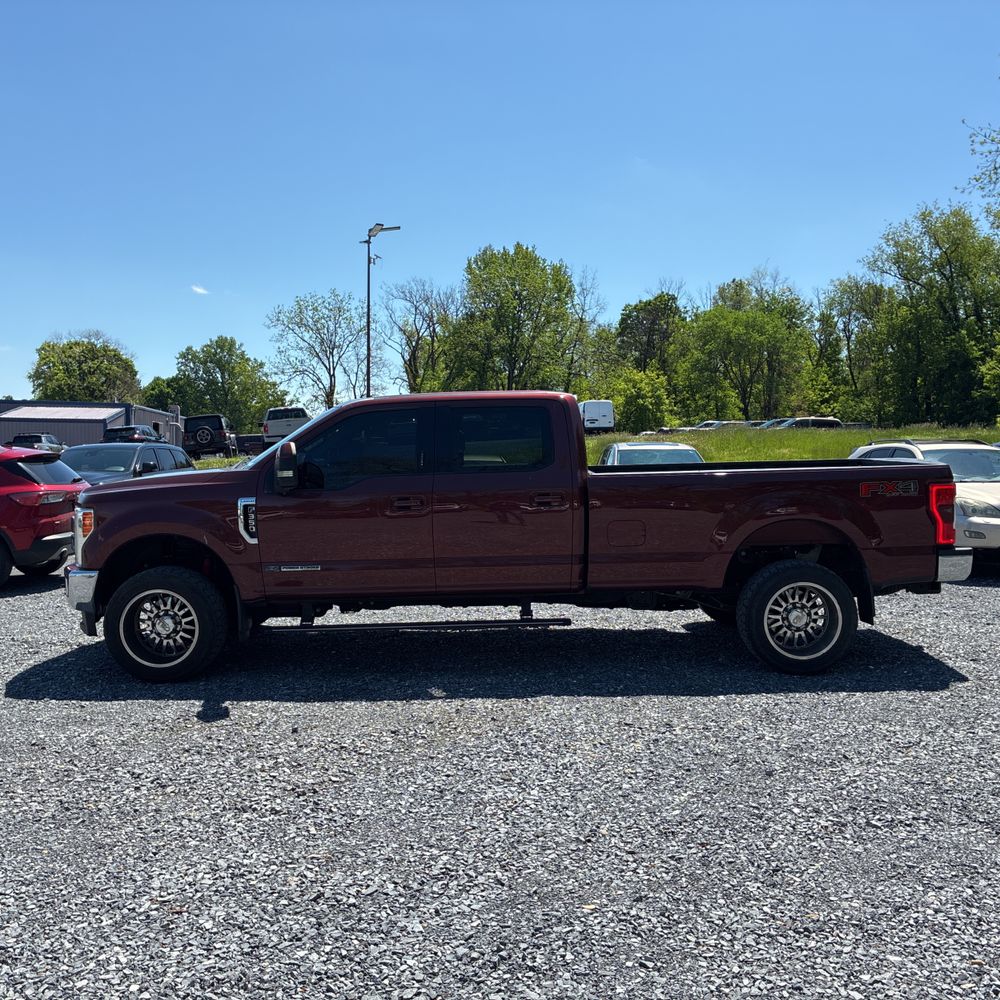 2017 Ford F-350 Super Duty Lariat
