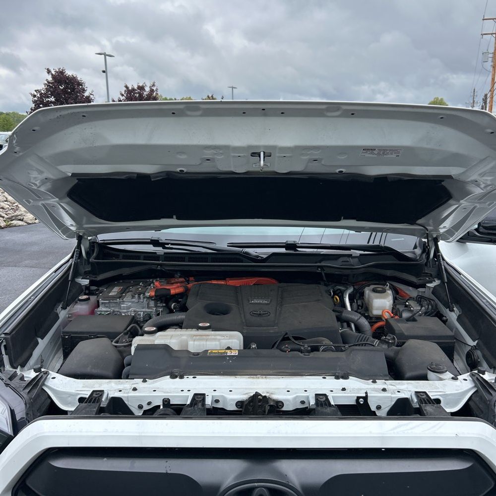 2024 Toyota Tundra Limited HV