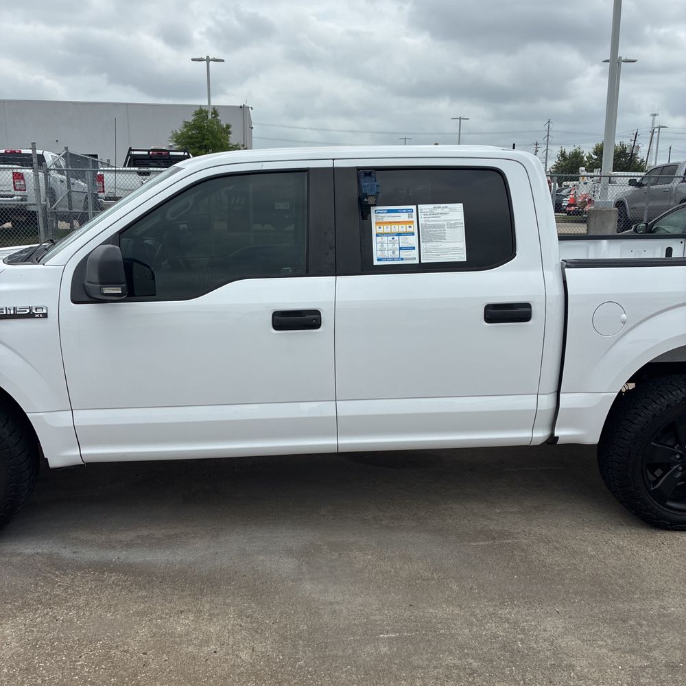2017 Ford F-150 XL photo 5