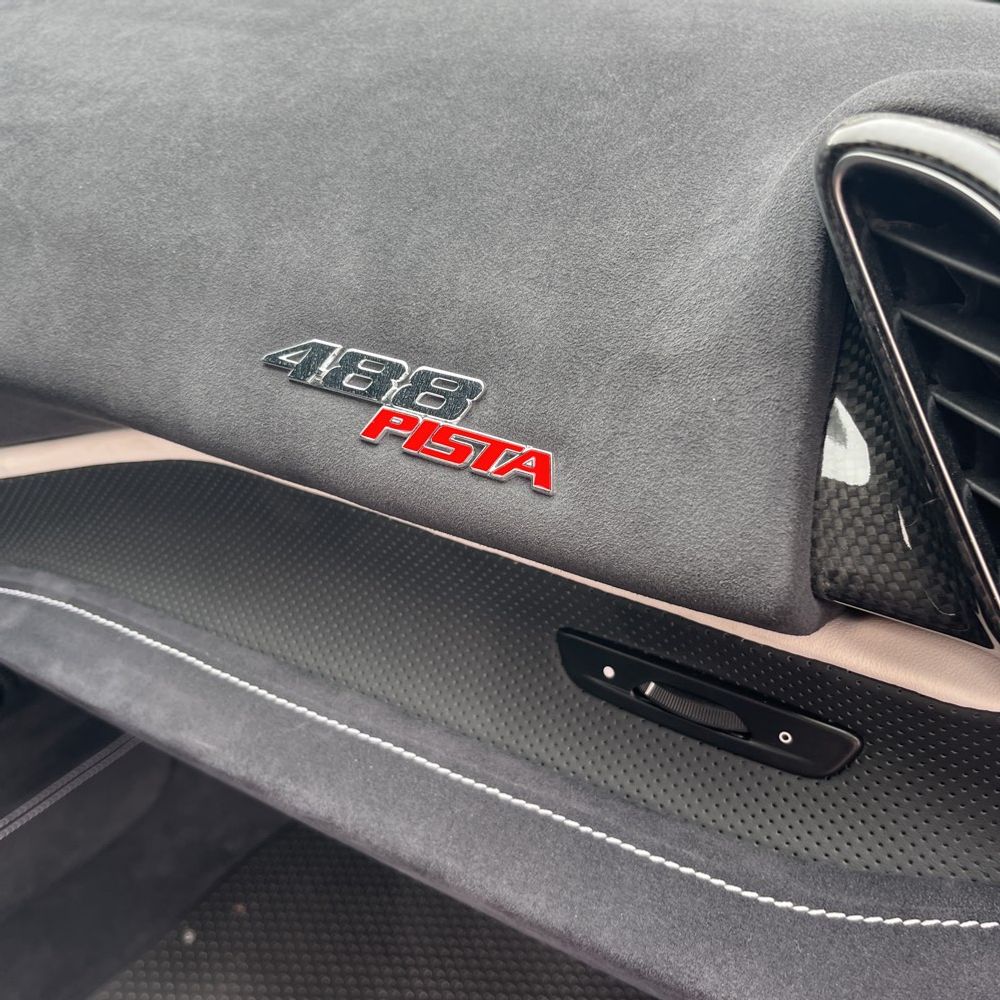 2020 Ferrari 488 Pista
