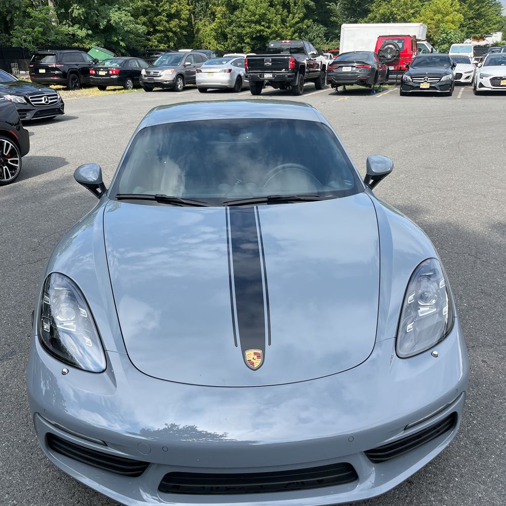 2024 Porsche 718 Cayman Base