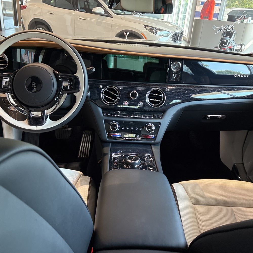 2025 Rolls-Royce Ghost