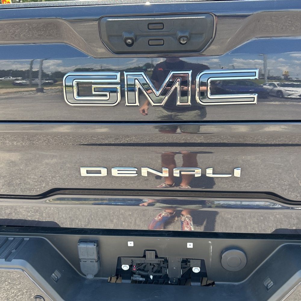 2024 GMC Sierra 3500HD Denali Ultimate
