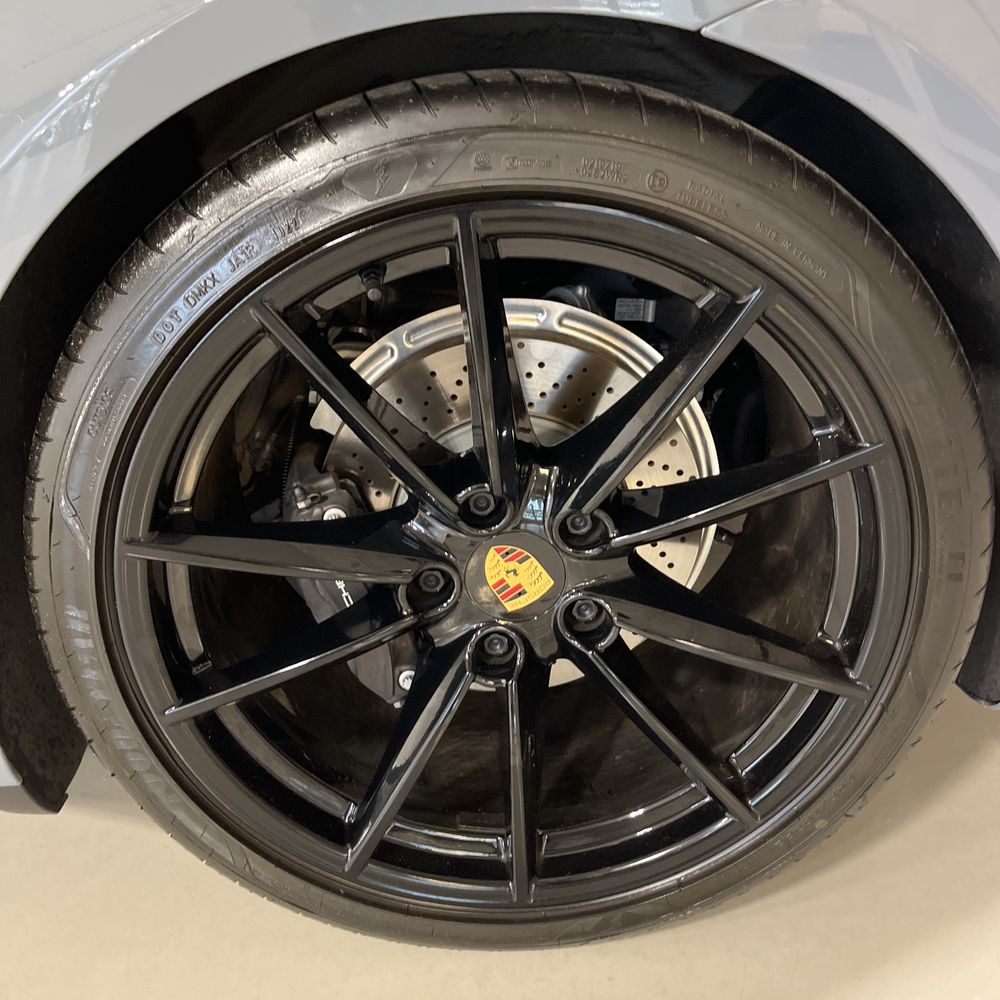 2023 Porsche 911 Carrera