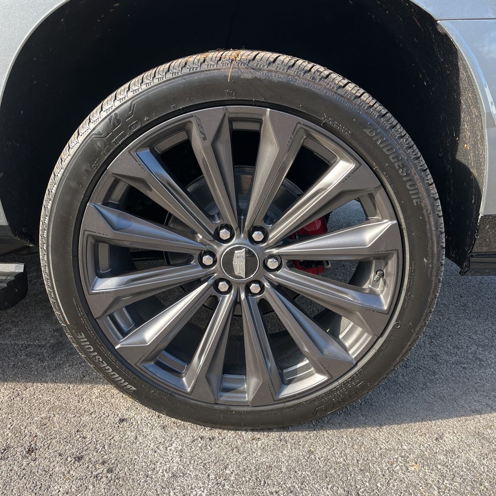 2025 Cadillac Escalade ESV V-Series