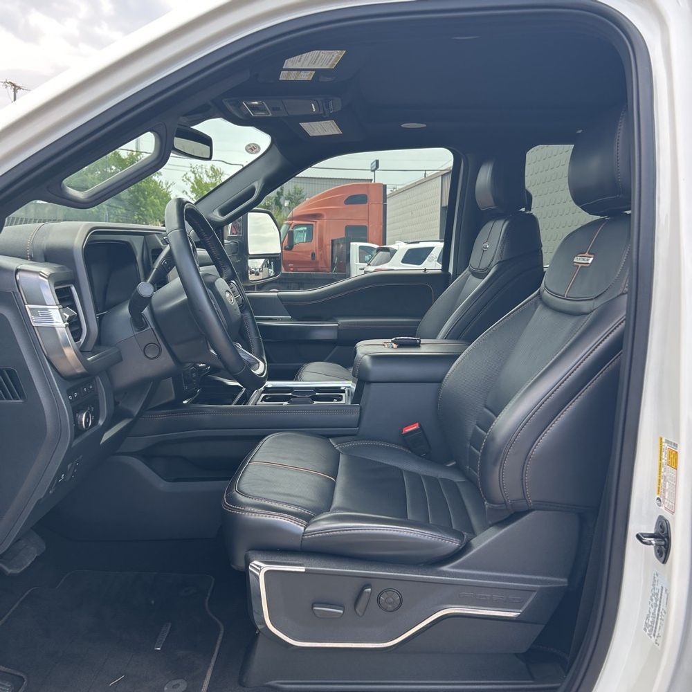 2024 Ford F-250 Super Duty Platinum