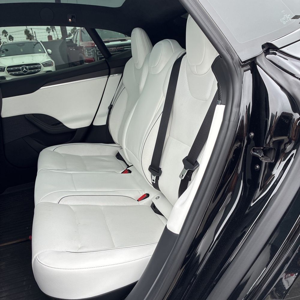 2023 Tesla Model S Plaid