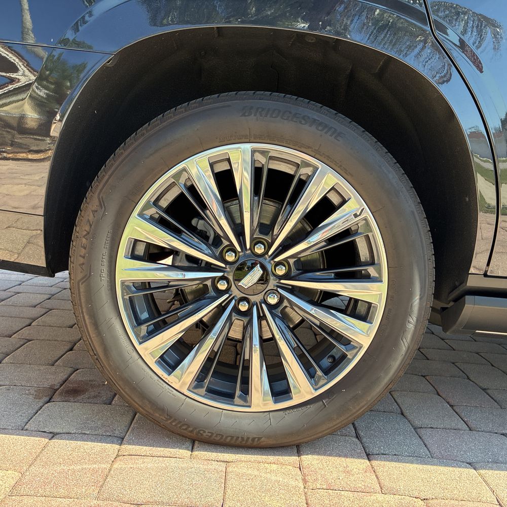2025 Cadillac Escalade Premium Luxury