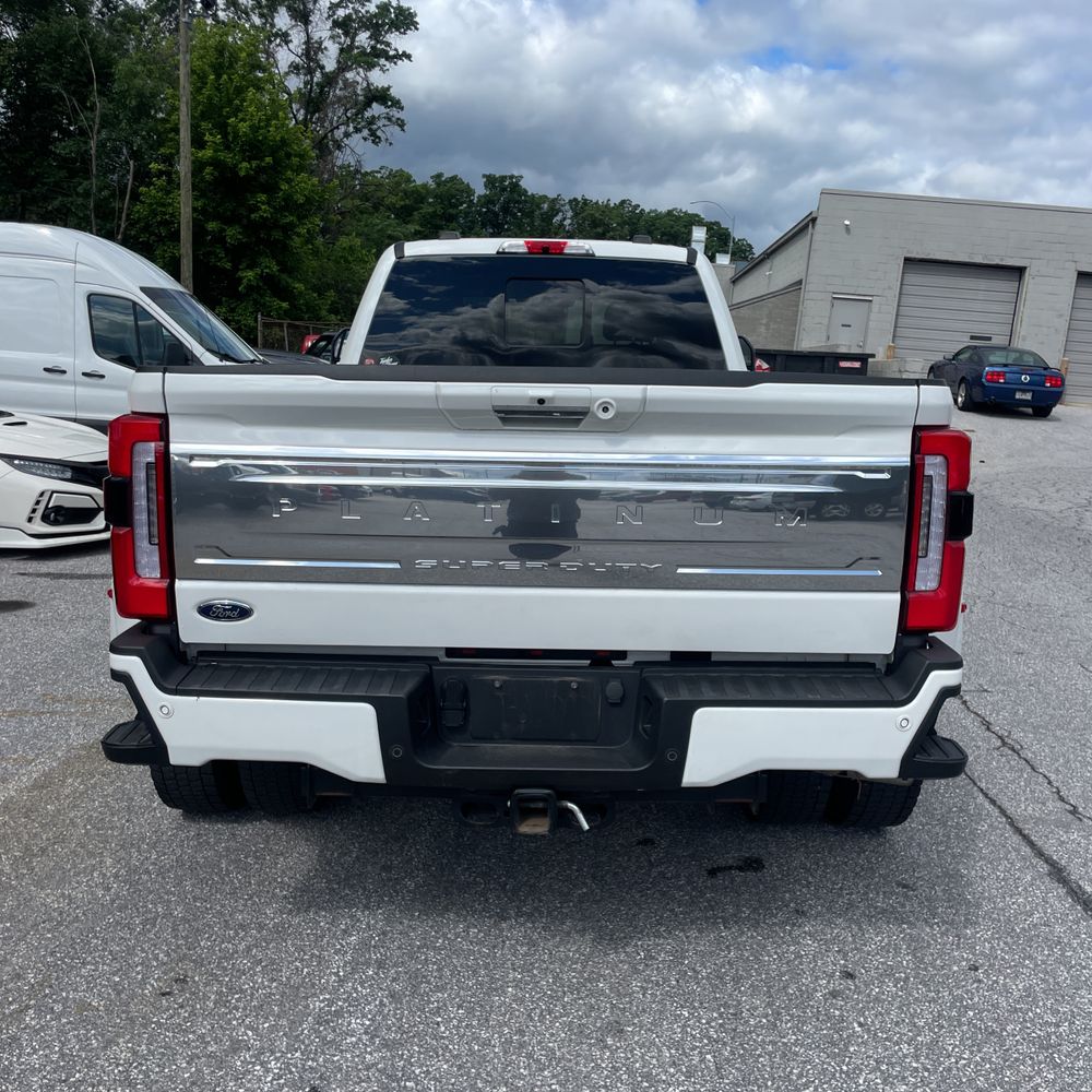 2024 Ford F-450 Super Duty Platinum