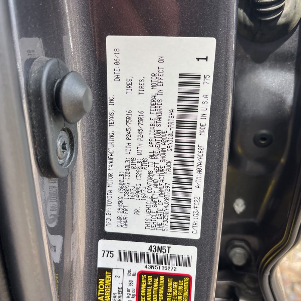 2018 Toyota Tacoma SR5 V6 photo 52