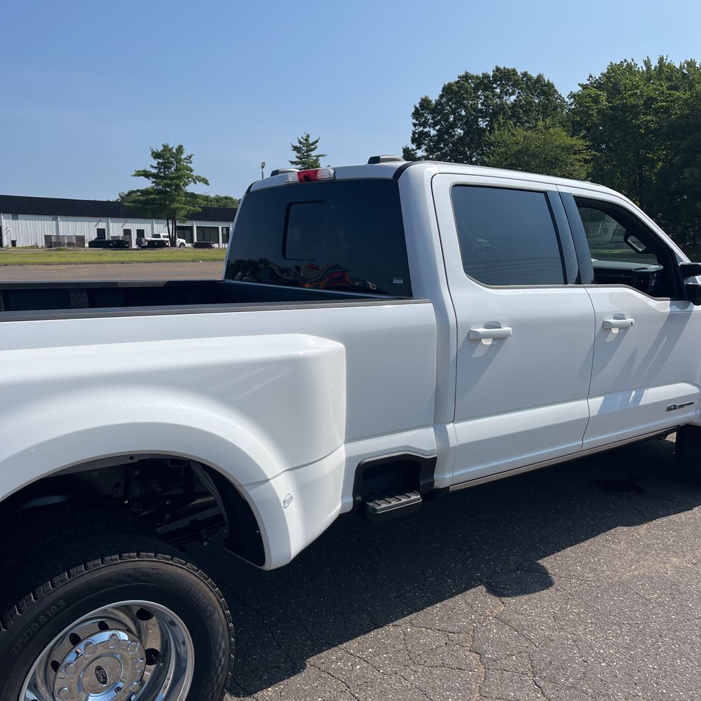 2025 Ford F-450 Super Duty Platinum