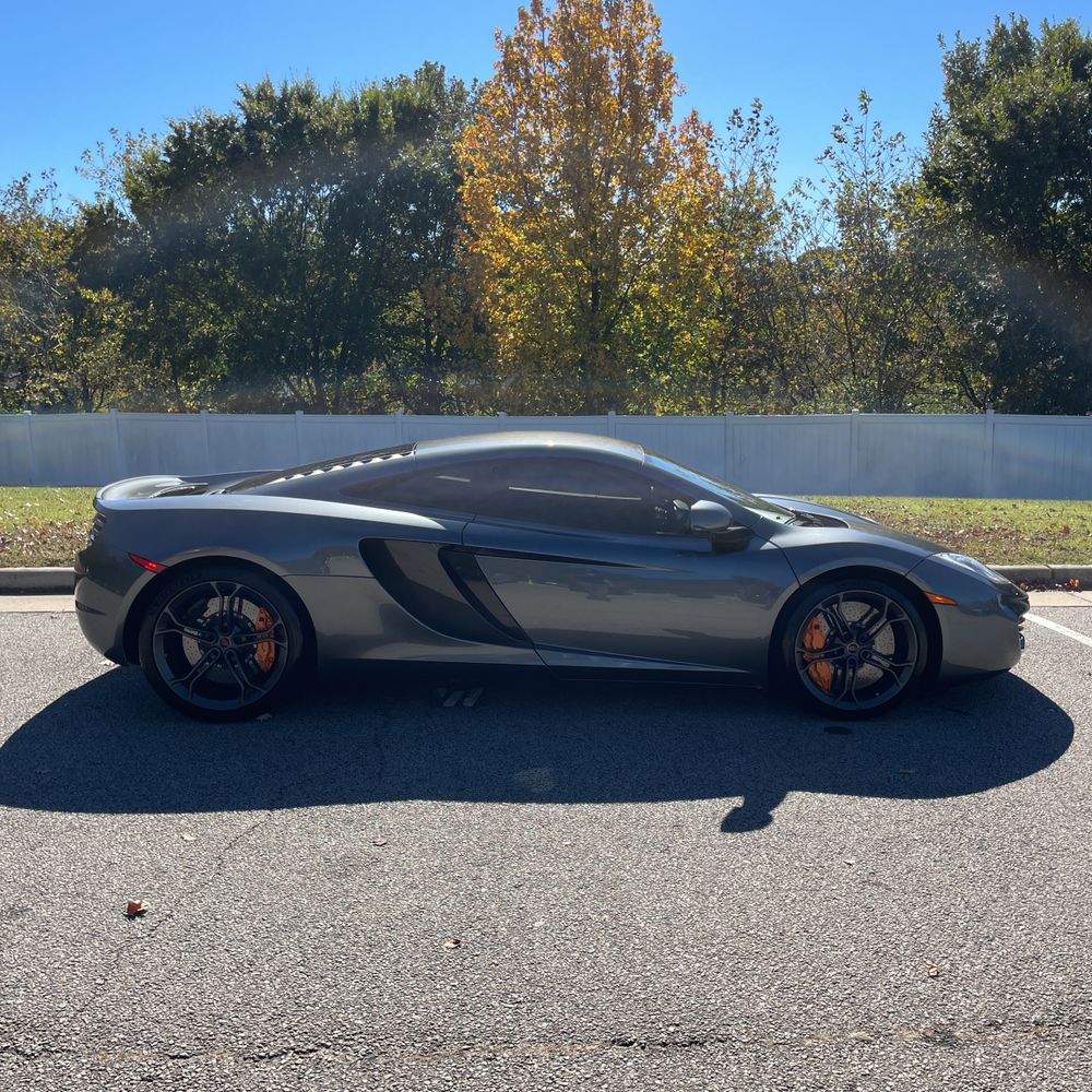 2012 McLaren MP4-12C