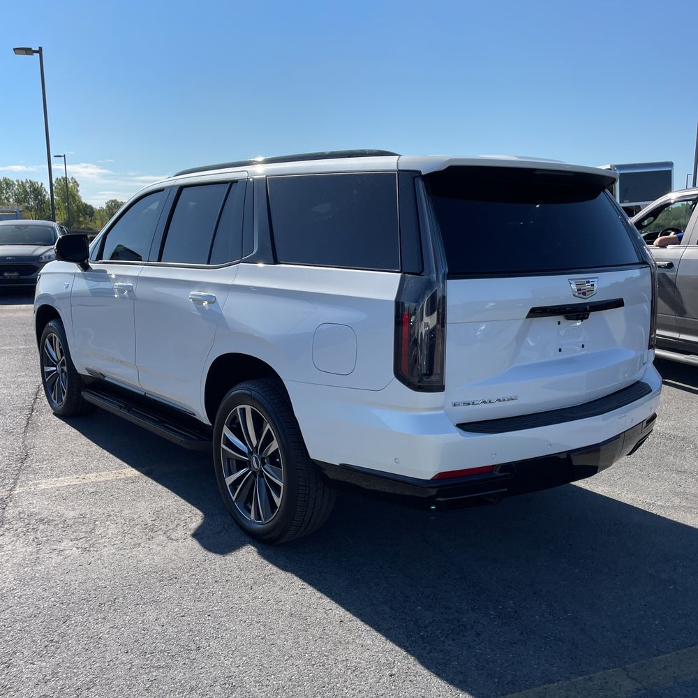 2025 Cadillac Escalade Sport