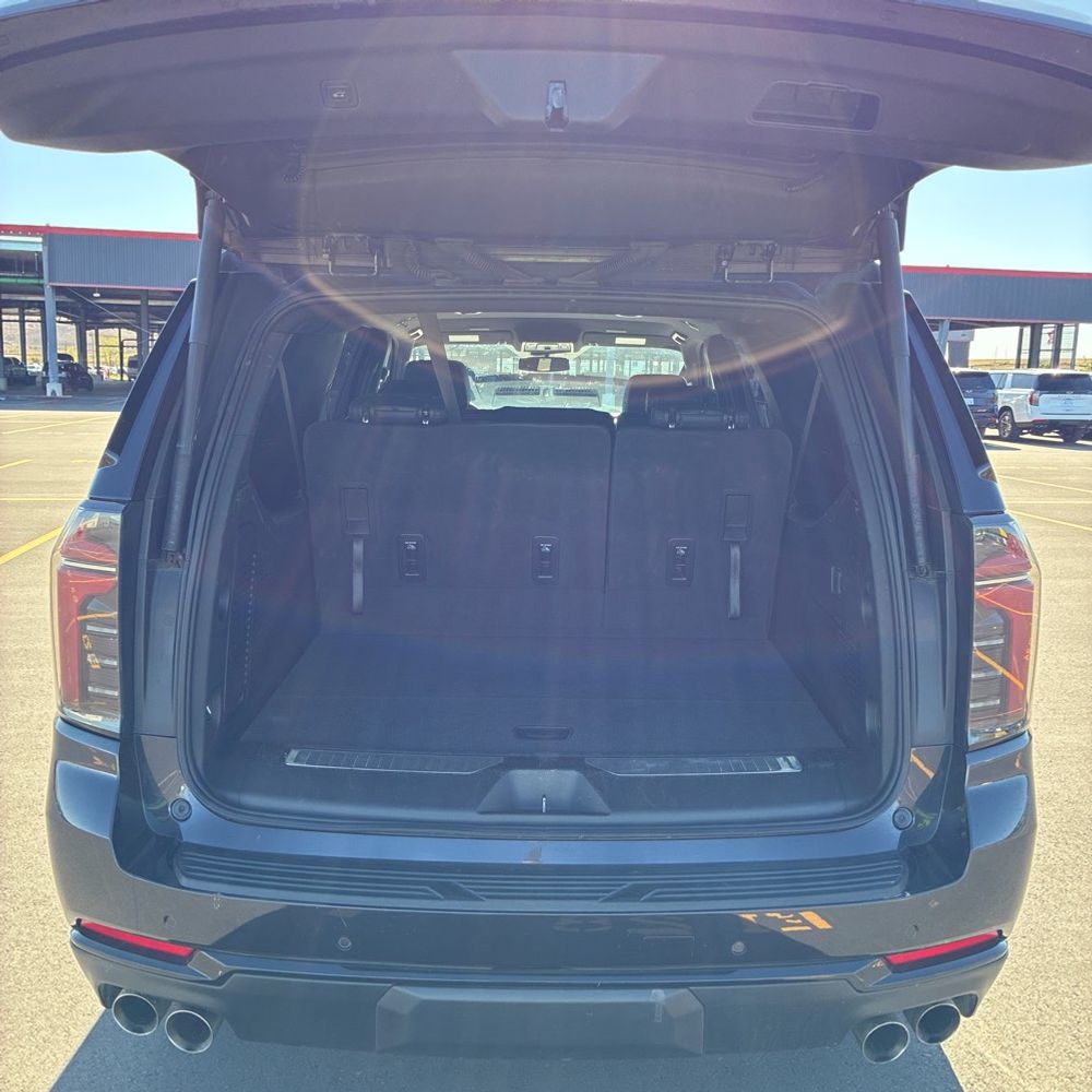 2025 Chevrolet Suburban Z71