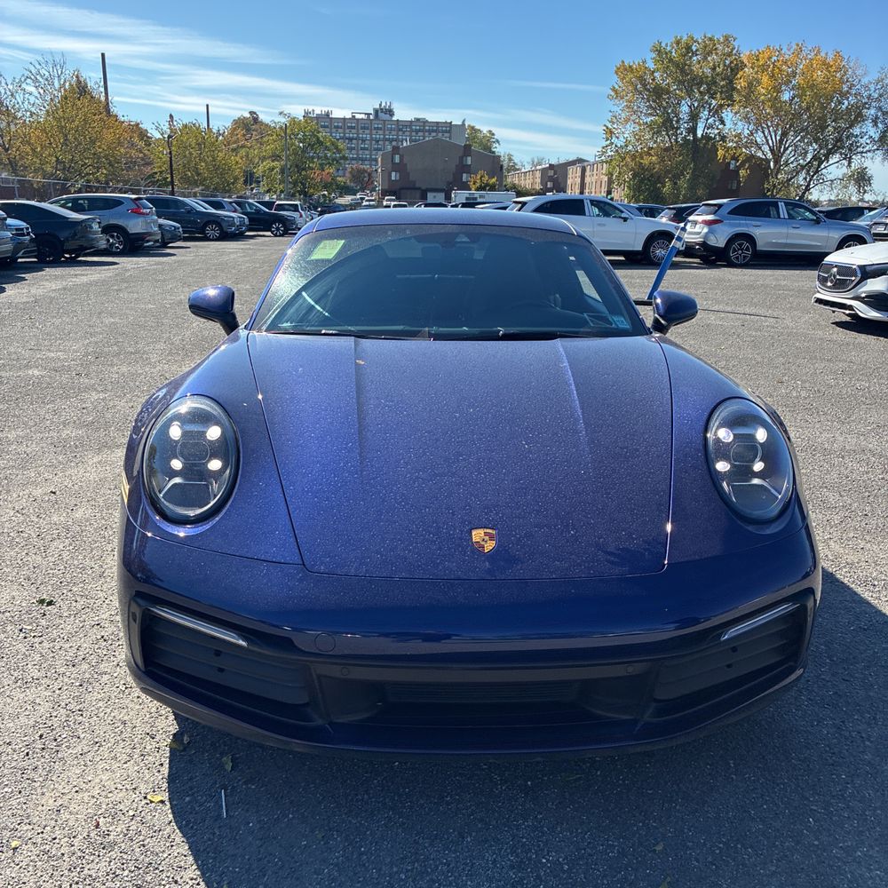 2020 Porsche 911 Carrera