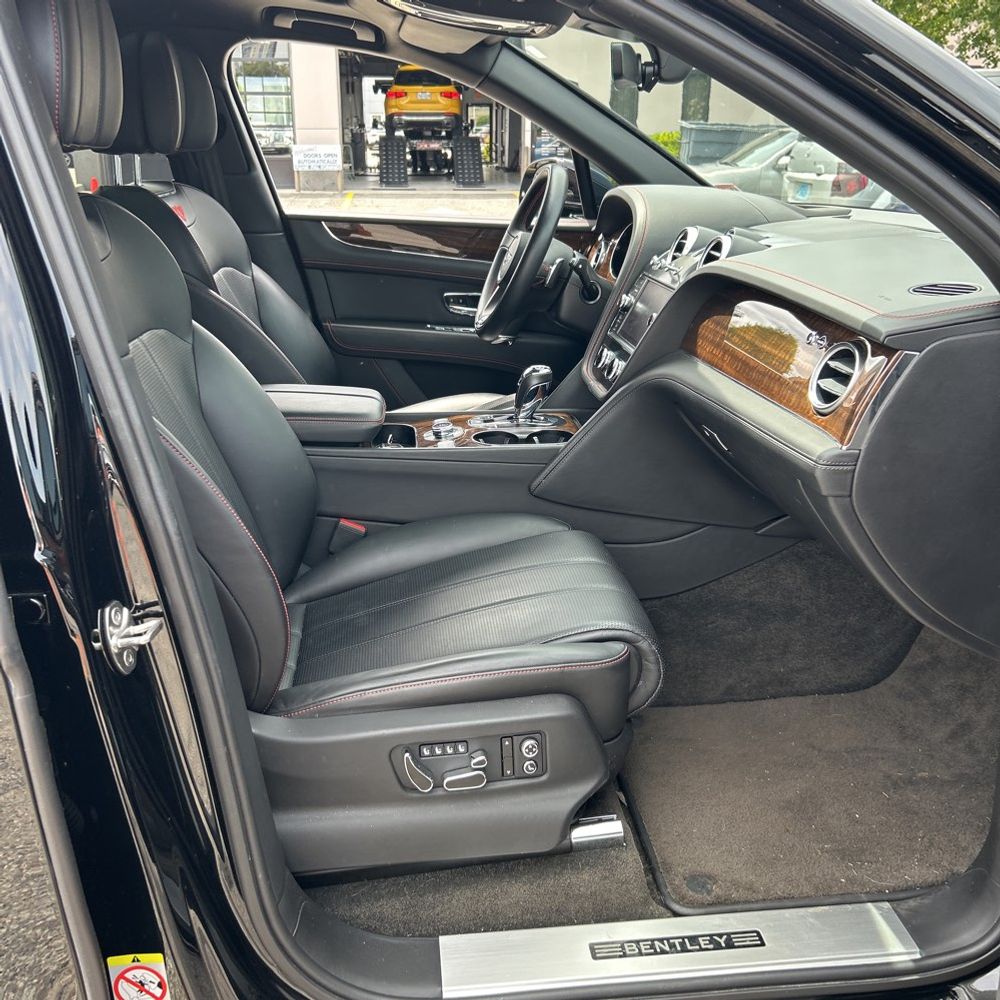 2018 Bentley Bentayga Base