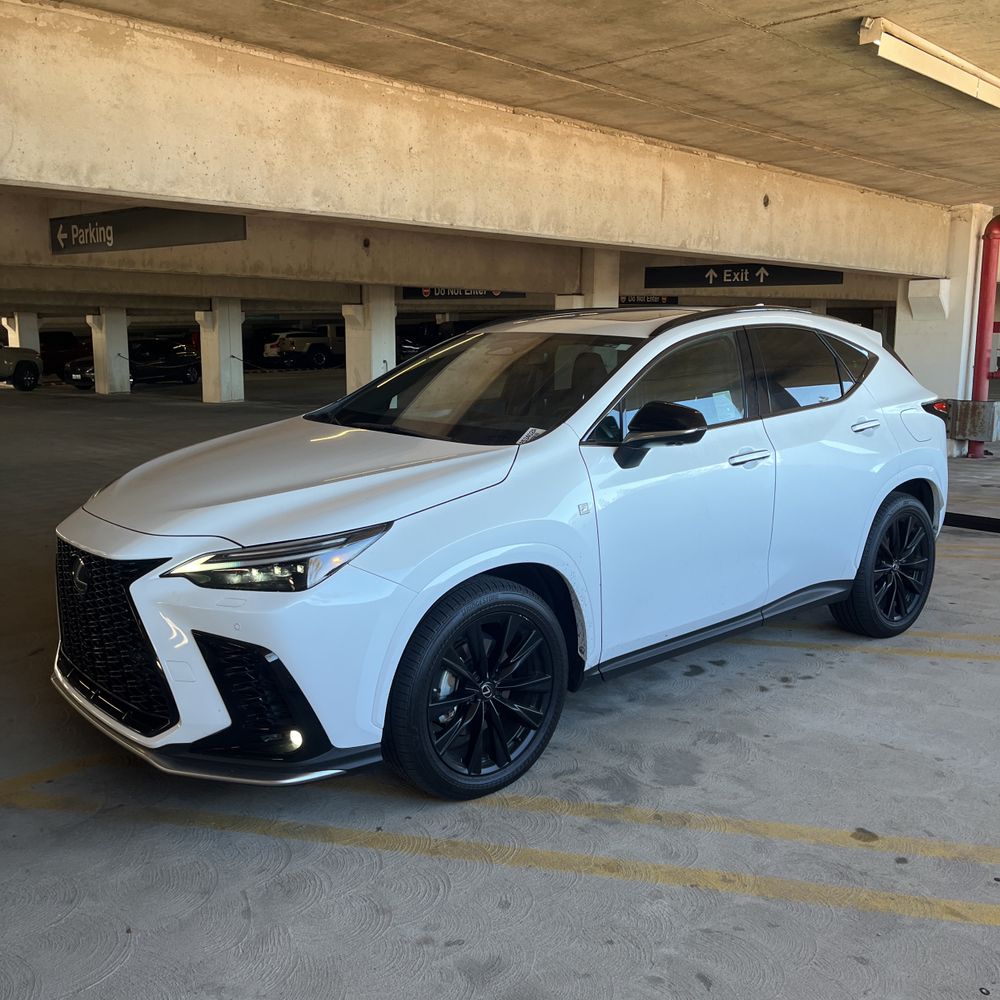 2024 Lexus NX 450h+ F SPORT Handling
