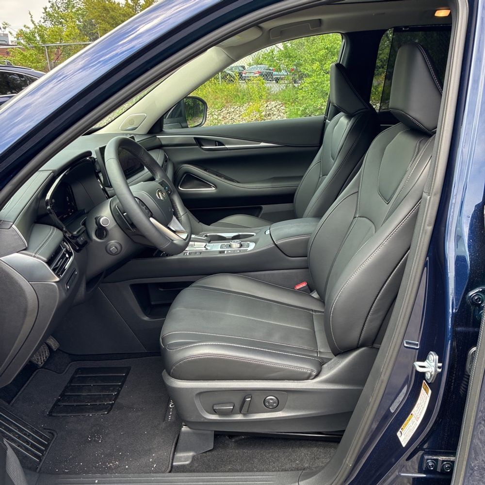 2026 INFINITI QX60 LUXE photo 32