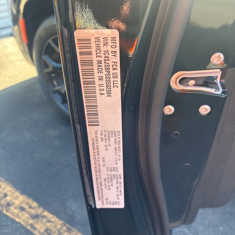 2025 Jeep Wagoneer L Series II Carbide 4x4