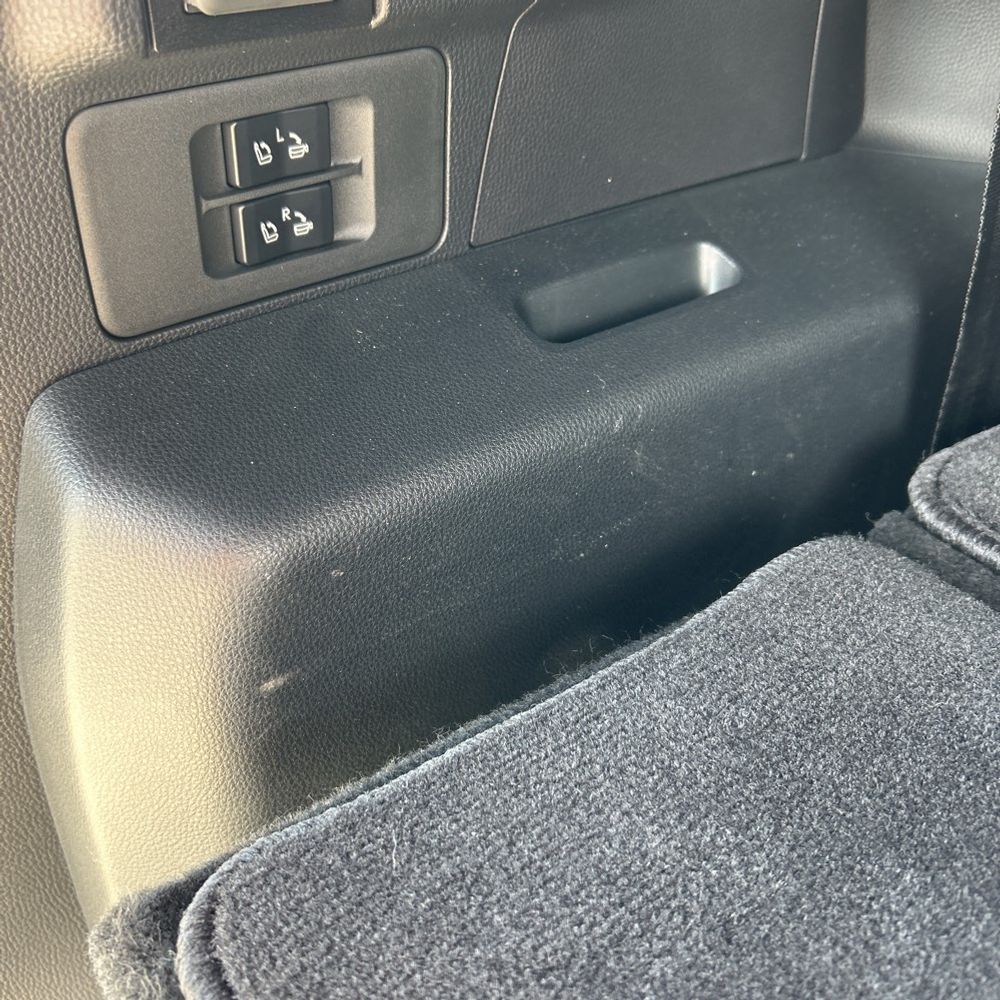2025 Lexus LX 700h Overtrail