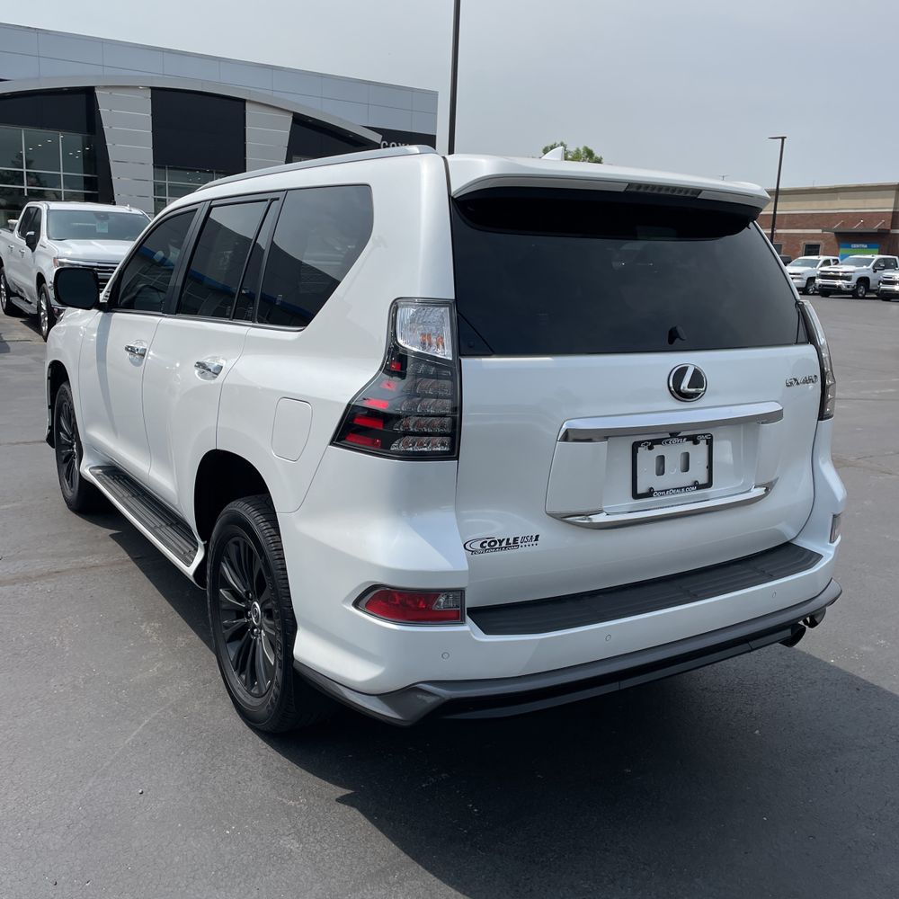 2023 Lexus GX 460 Base