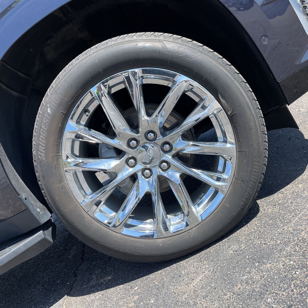 2023 Cadillac Escalade ESV Premium Luxury