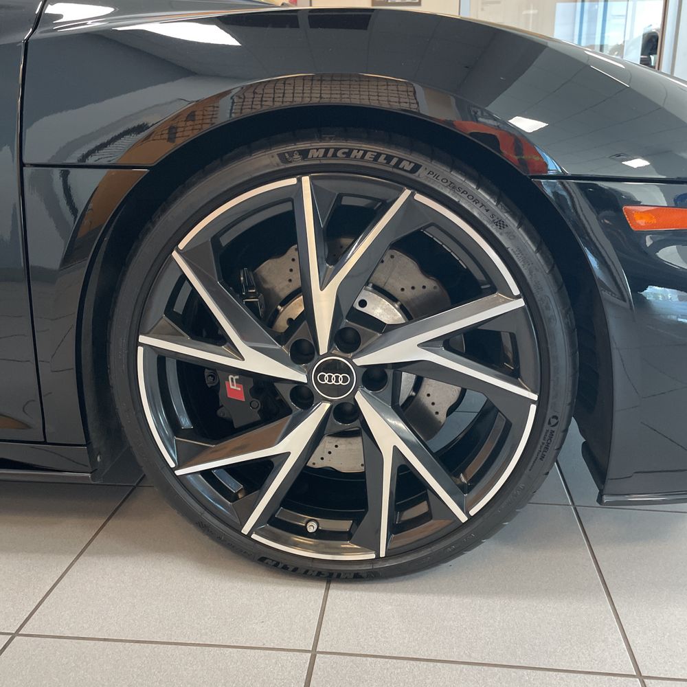 2022 Audi R8 V10