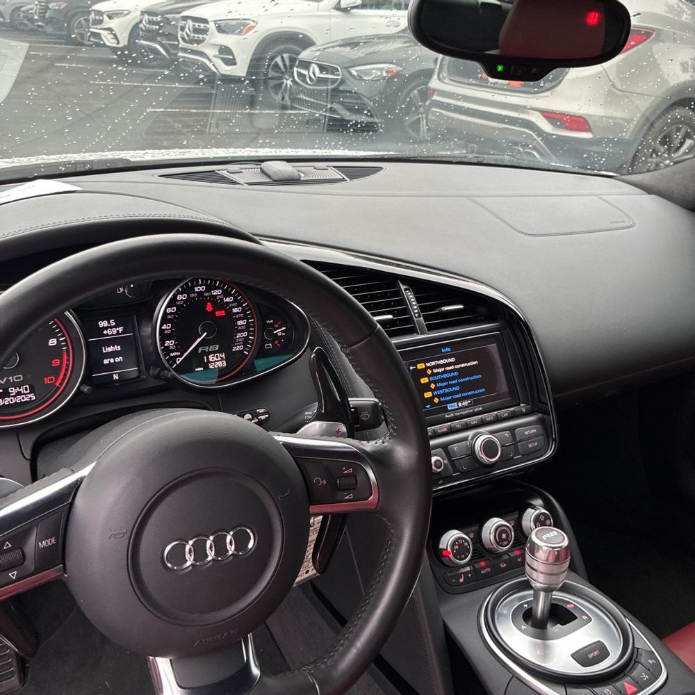 2011 Audi R8 5.2
