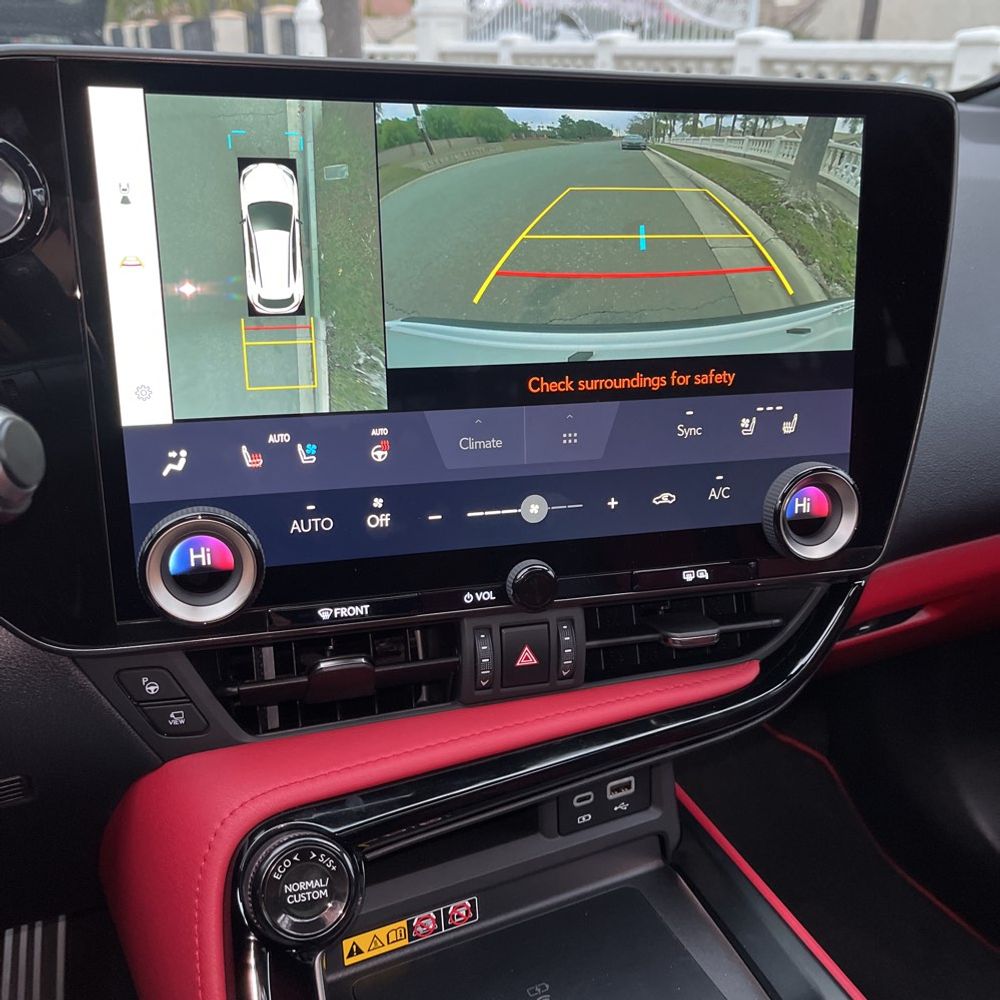 2025 Lexus NX 450h+ F SPORT Handling