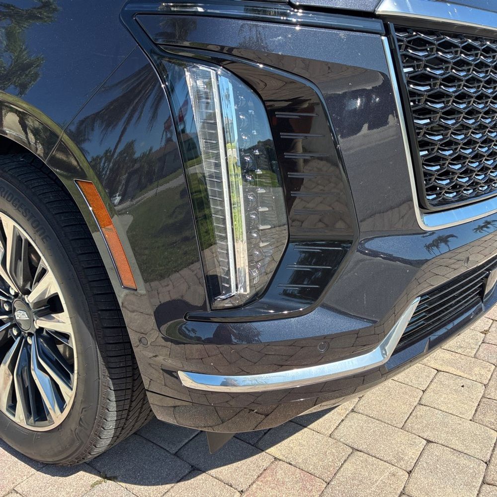 2025 Cadillac Escalade Premium Luxury