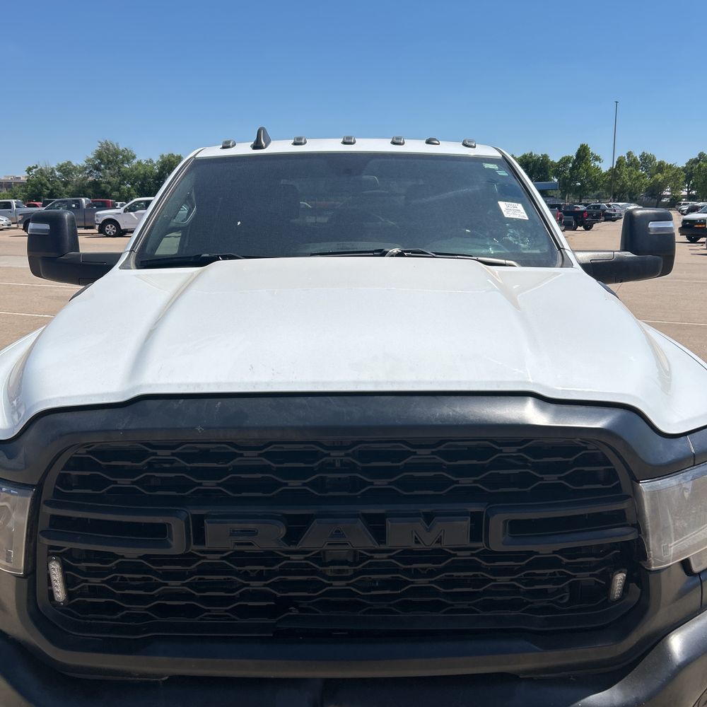 2024 Ram 3500 Chassis Tradesman/SLT/Laramie/Limited