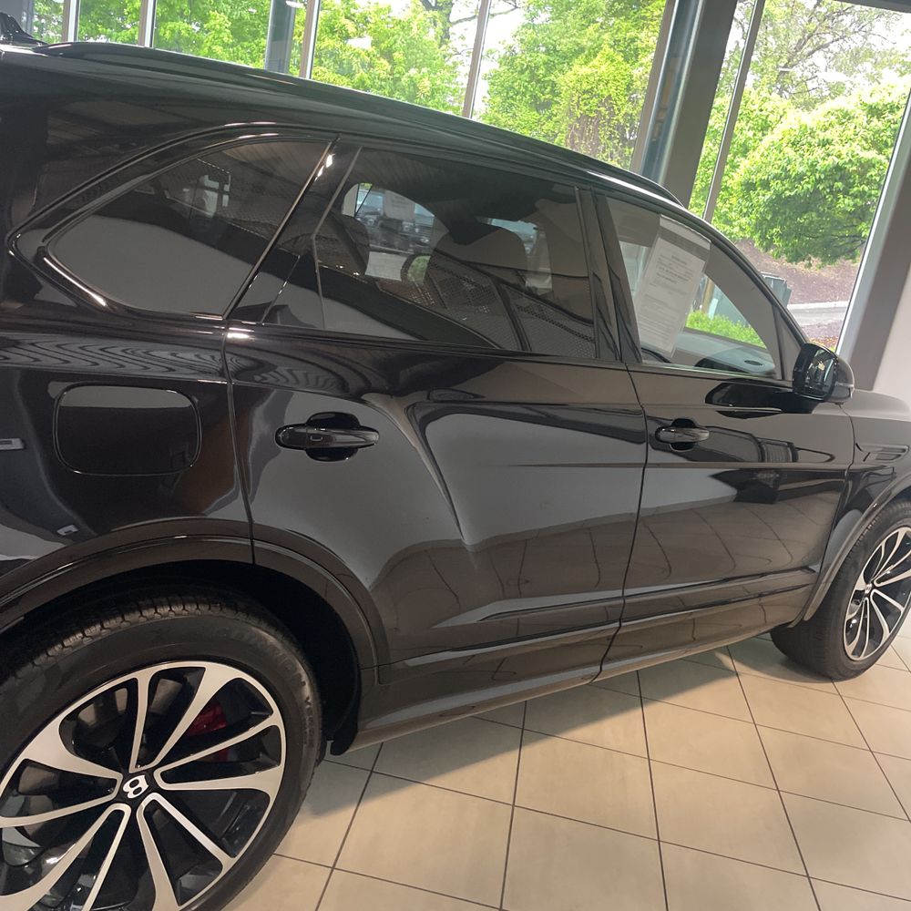 2024 Bentley Bentayga Base