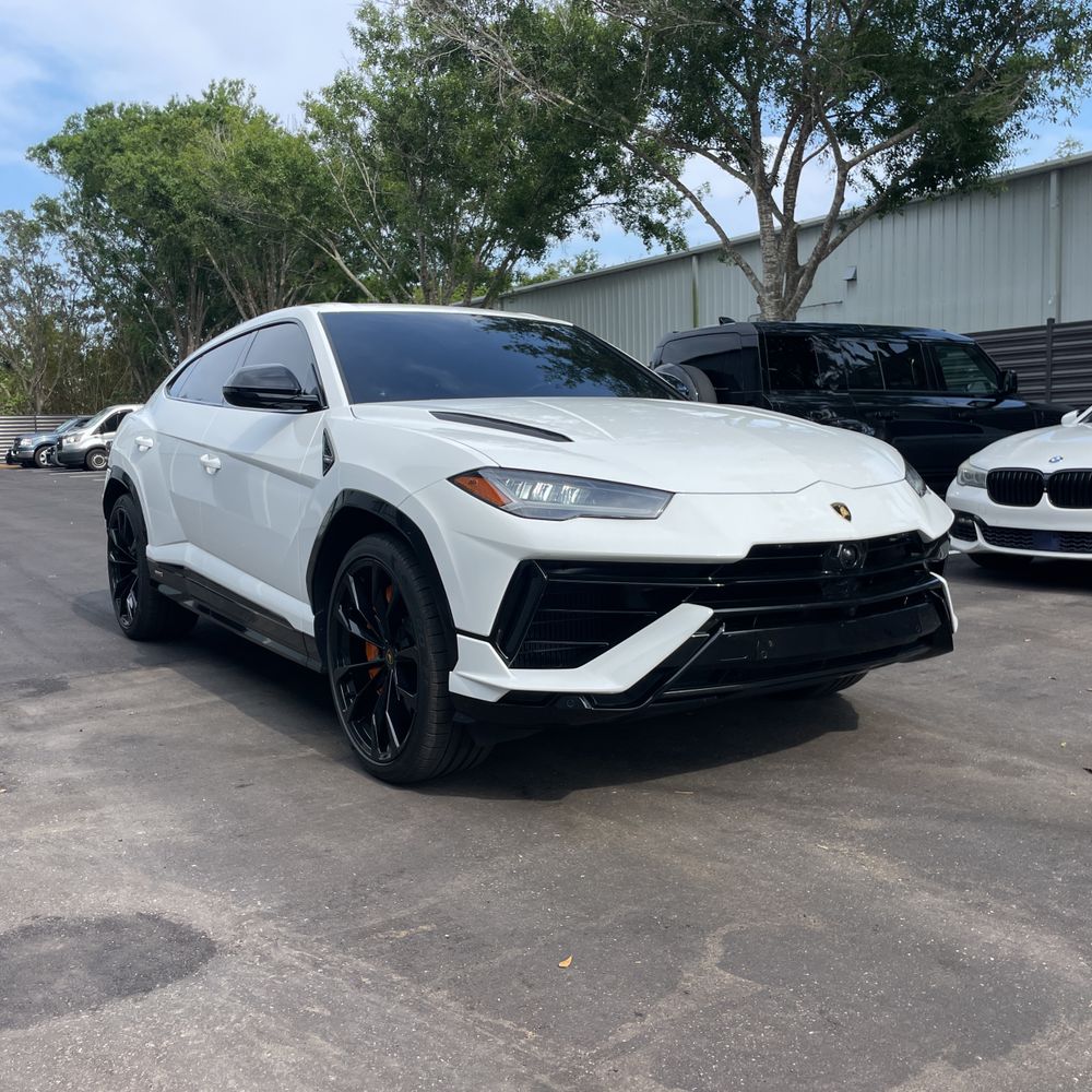 2023 Lamborghini Urus S