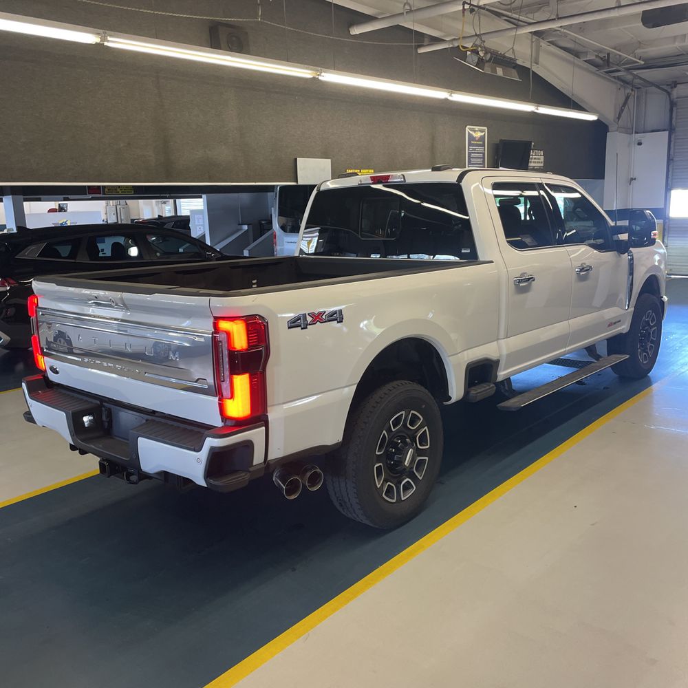 2024 Ford F-250 Super Duty Platinum