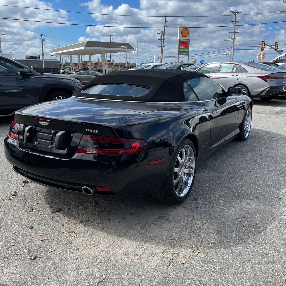 2005 Aston Martin DB9 Volante