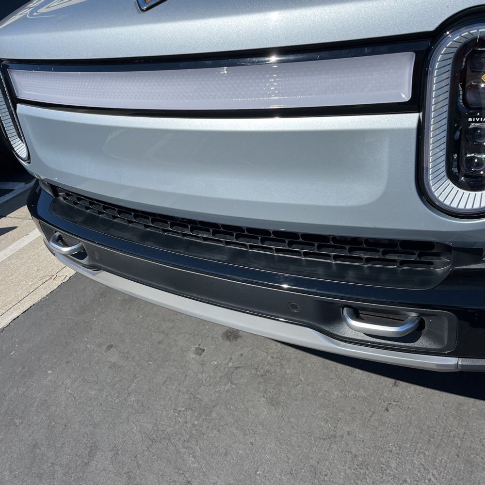2024 Rivian R1T Adventure Dual-Motor